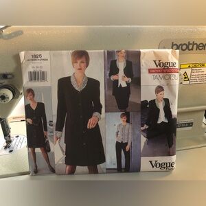 Vogue Tamotsu Career Wardrobe Pattern #1825
Size 18-22